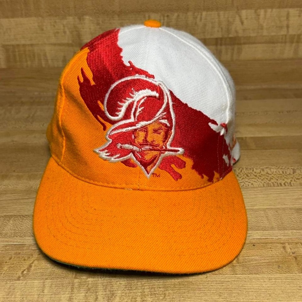 Tampa Bay Buccaneers Logo Athletic NFL Proline‎ Vintage 90s Splash Snapback Hat